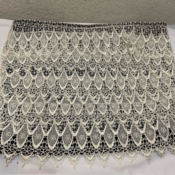 St John Evening Strapless Top, 4, Black white - Picture 2 of 6